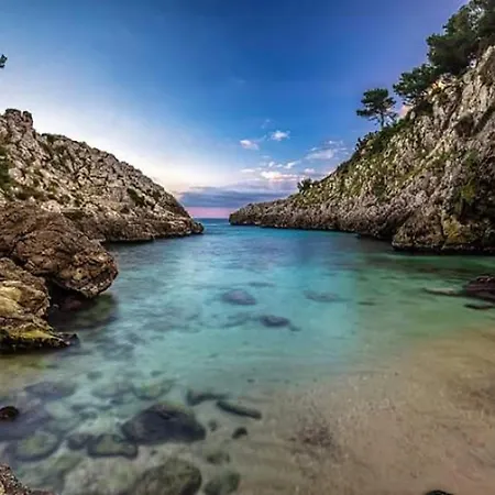 Limonaia In Salento *